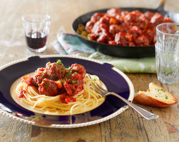 Cách làm mỳ Spaghetti gà ngon đúng vị Ý cho người yêu thương